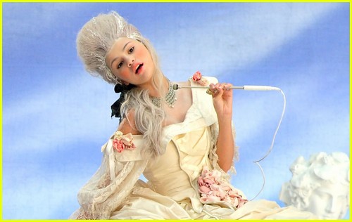 Marie Antoinette? Nope, That's Just Selena Gomez