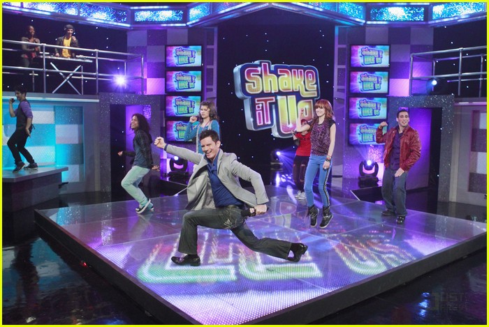 Adam Irigoyen & Roshon Fegan: Tango & Twist!