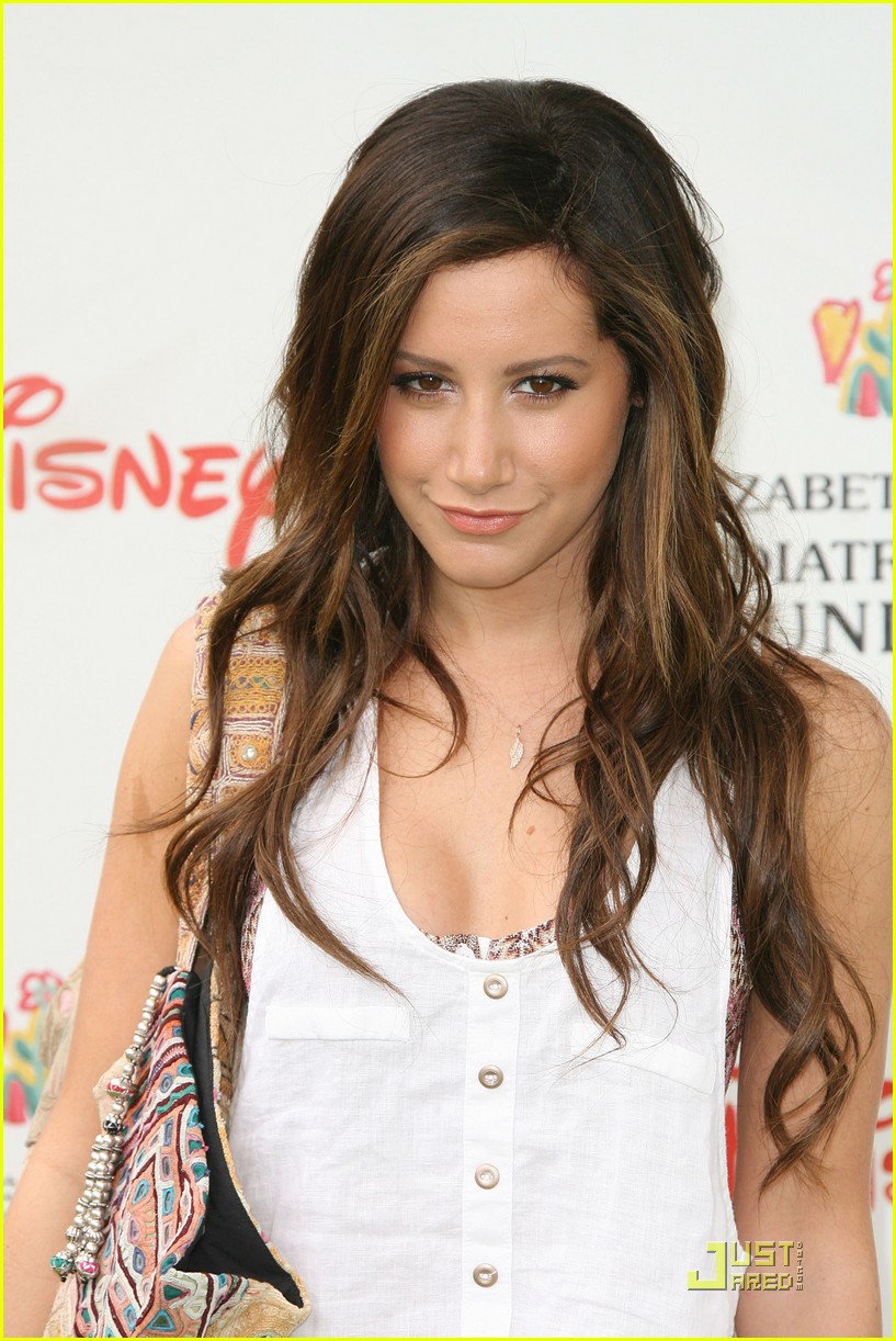 Ashley Tisdale & Alexa Vega: A Time For Heroes