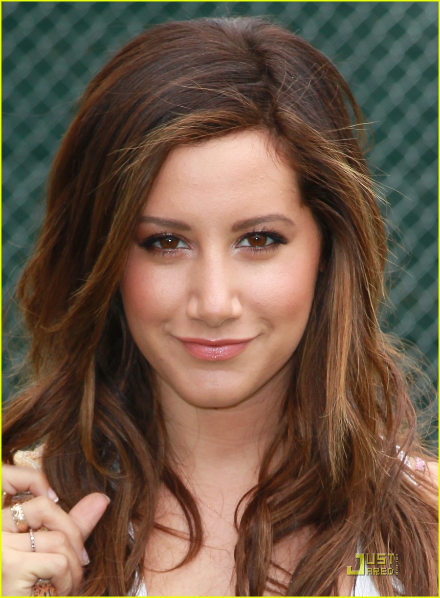 Ashley Tisdale & Alexa Vega: A Time For Heroes