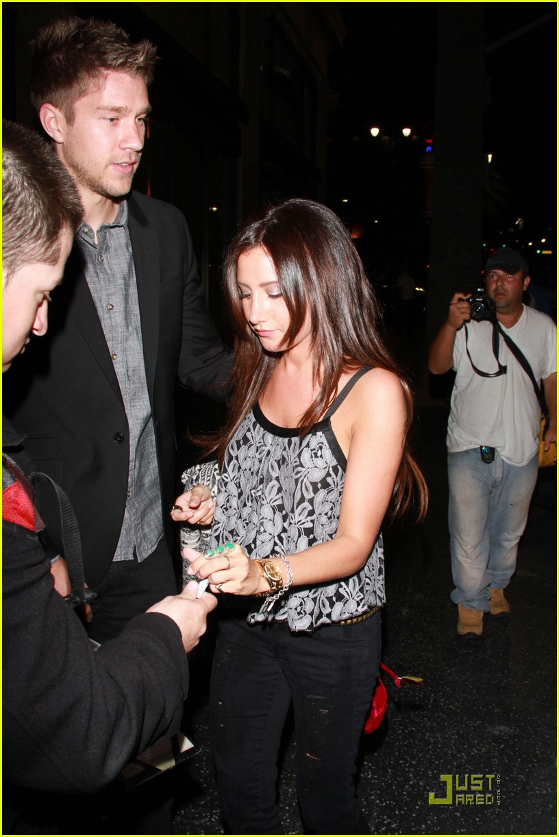 Ashley Tisdale: Sushi with Scott Speer!