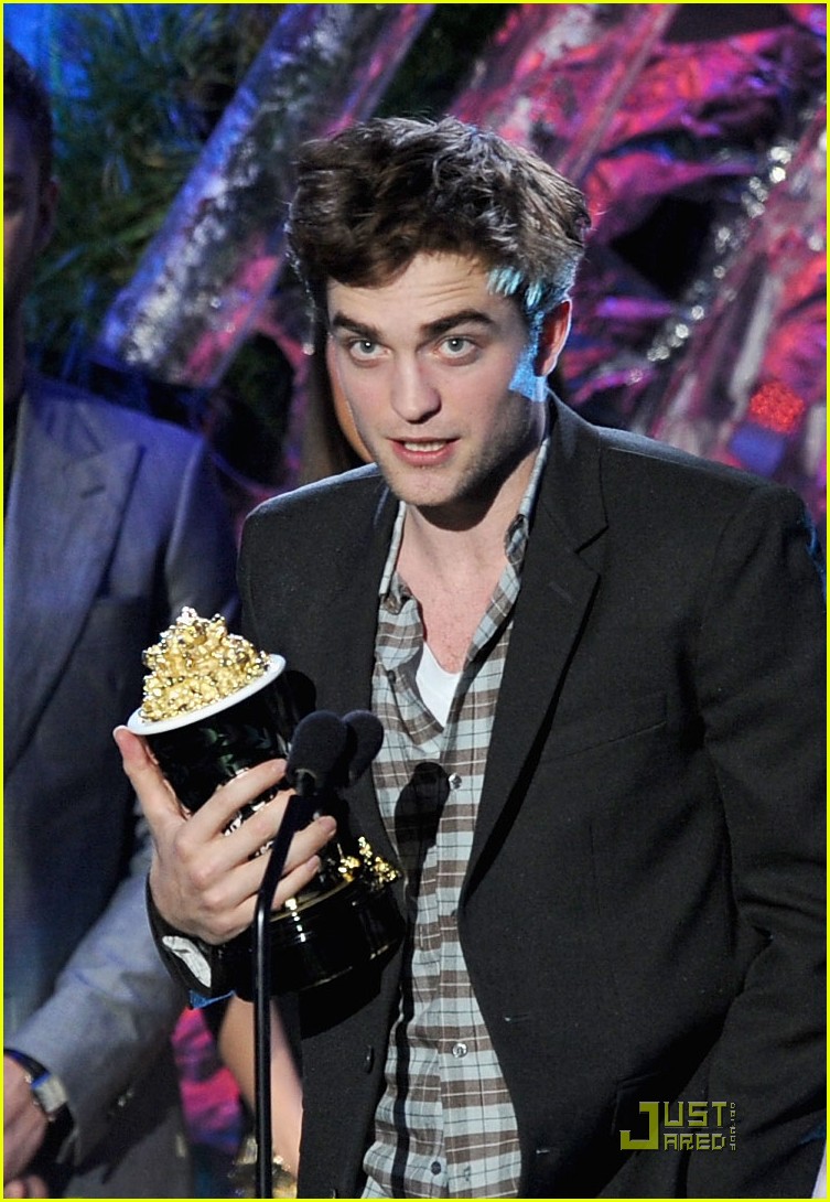 The Twilight Saga: Eclipse Wins 5 MTV Movie Awards!