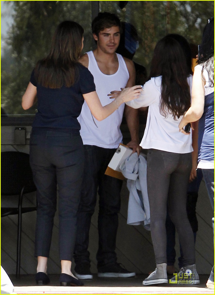 Zac Efron: Los Angeles Lunch