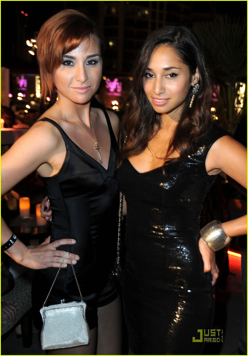 Allison Scagliotti: SyFy Party at Comic-Con!