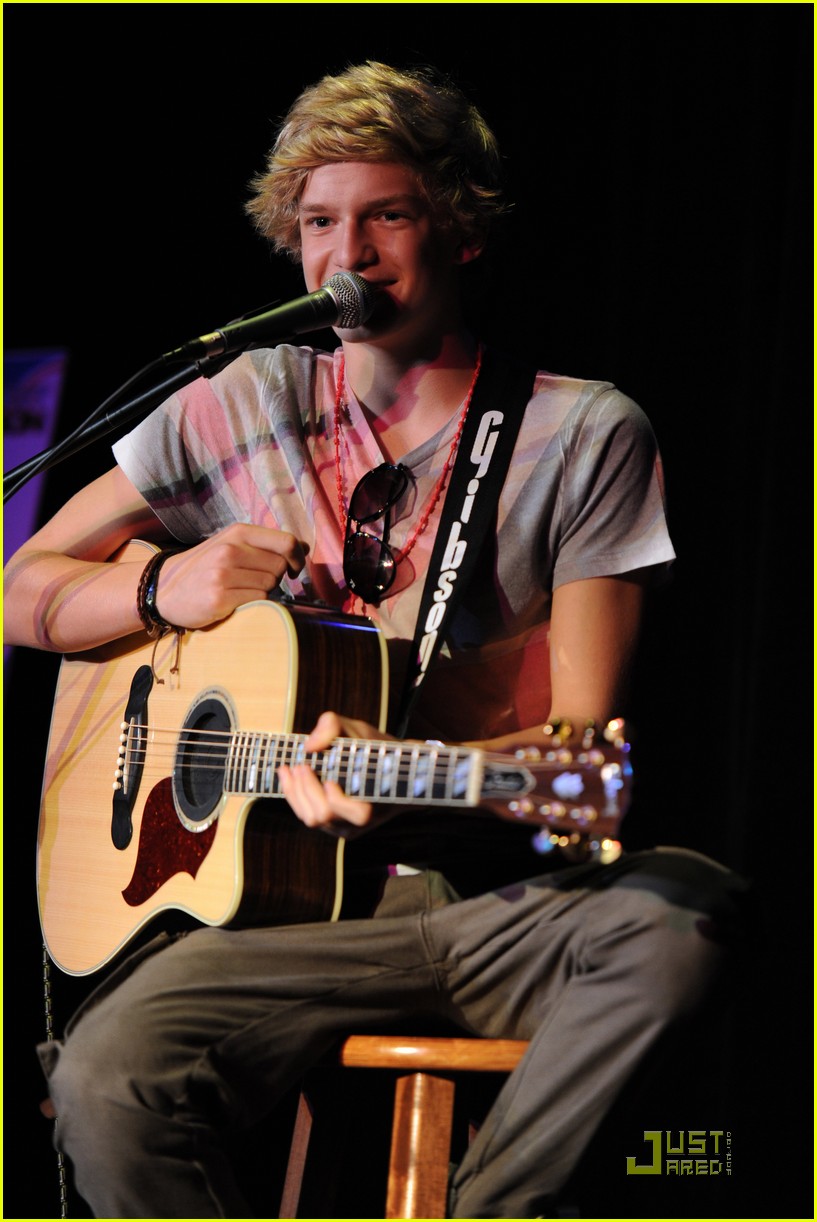 Cody Simpson: New Album Out in September!