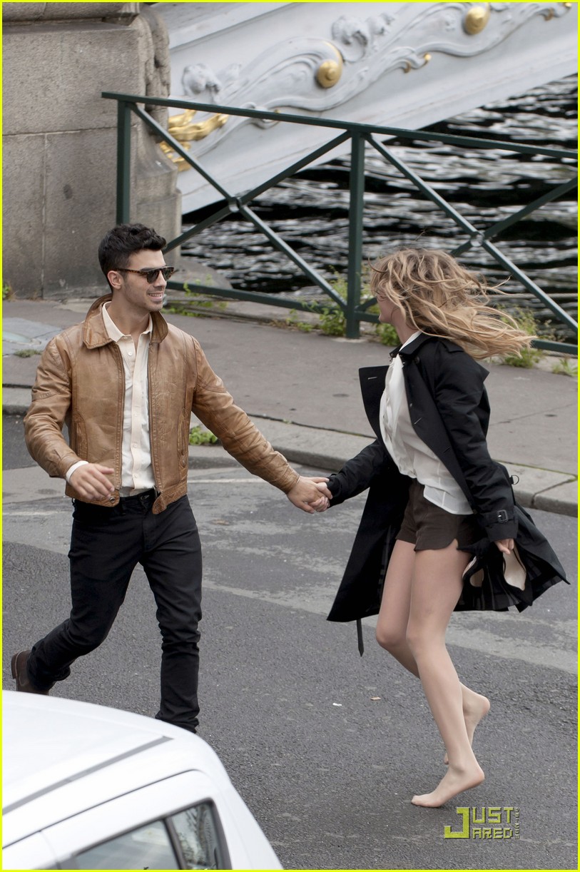 Joe Jonas: 'Just In Love' Video Set on the River Seine