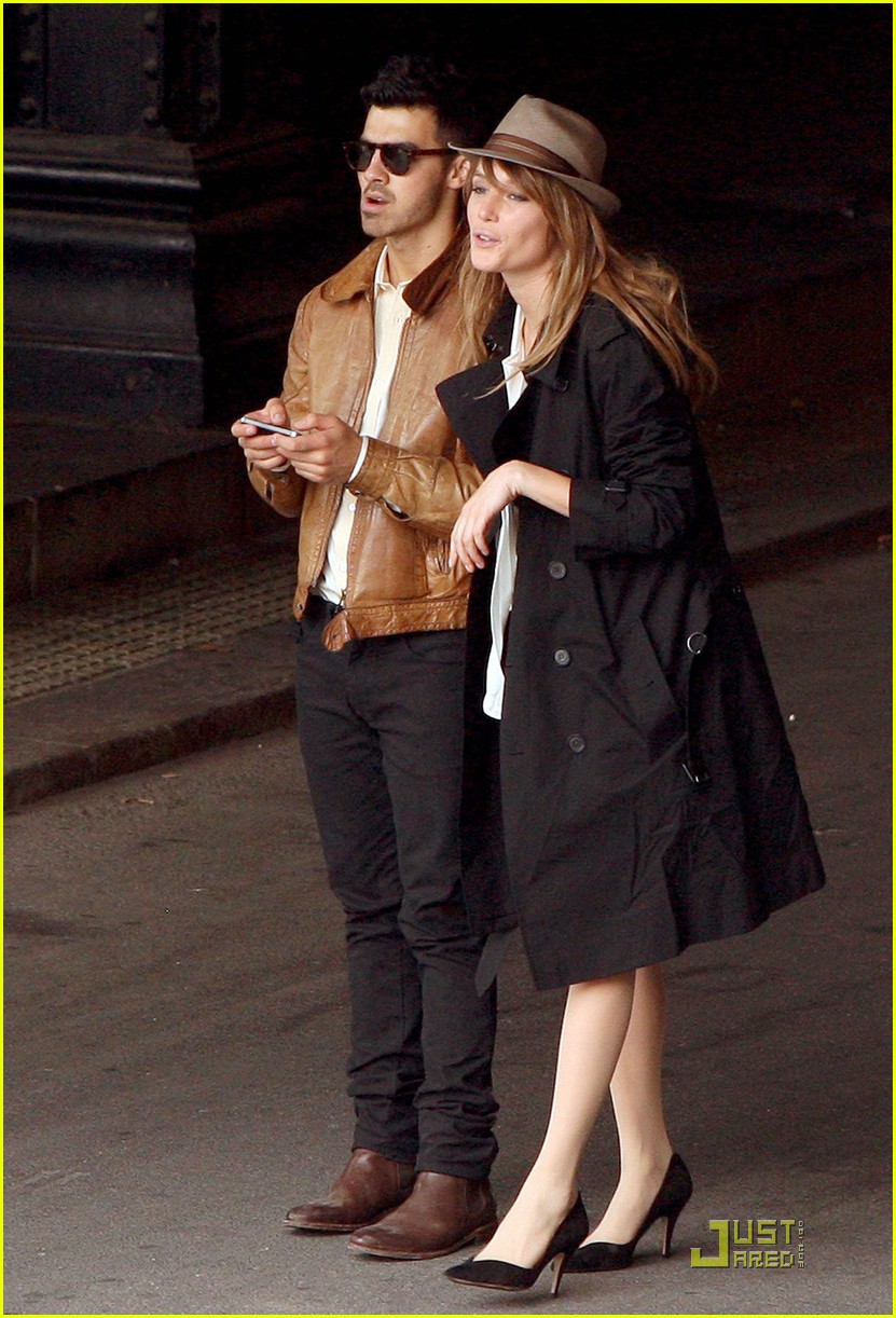 Joe Jonas: 'Just In Love' Video Set on the River Seine