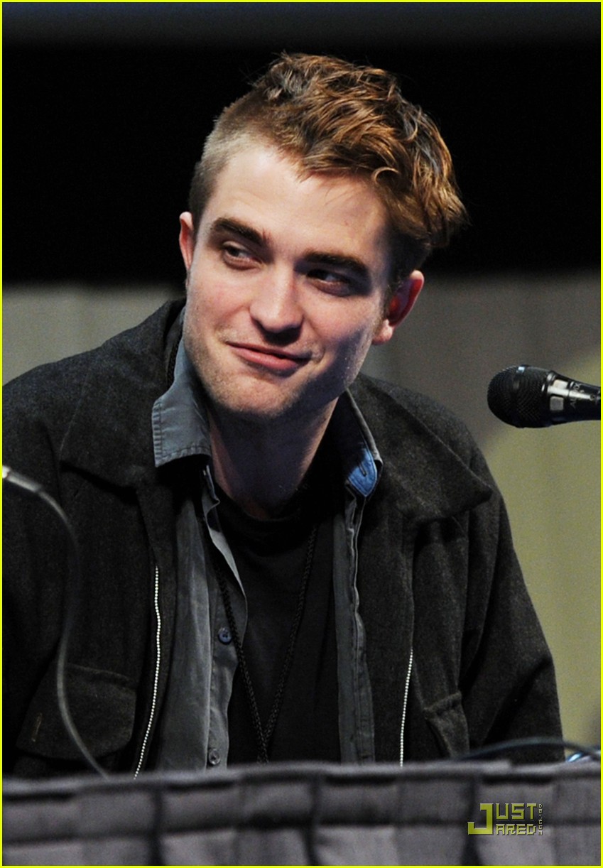 Kristen, Rob & Taylor: Breaking Dawn Panel at Comic-Con!