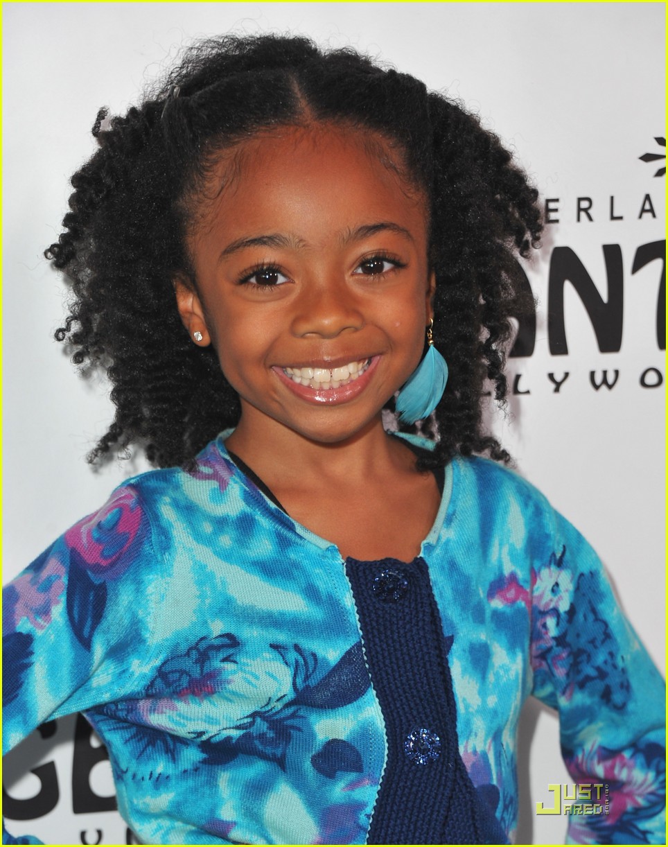 Peyton List & Skai Jackson: Shrek Sweeties