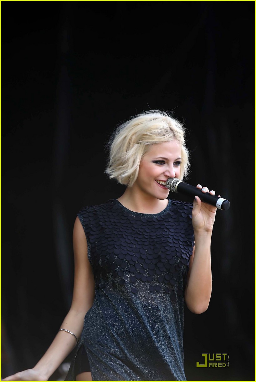 Pixie Lott: New Music with John Legend & Stevie Wonder!