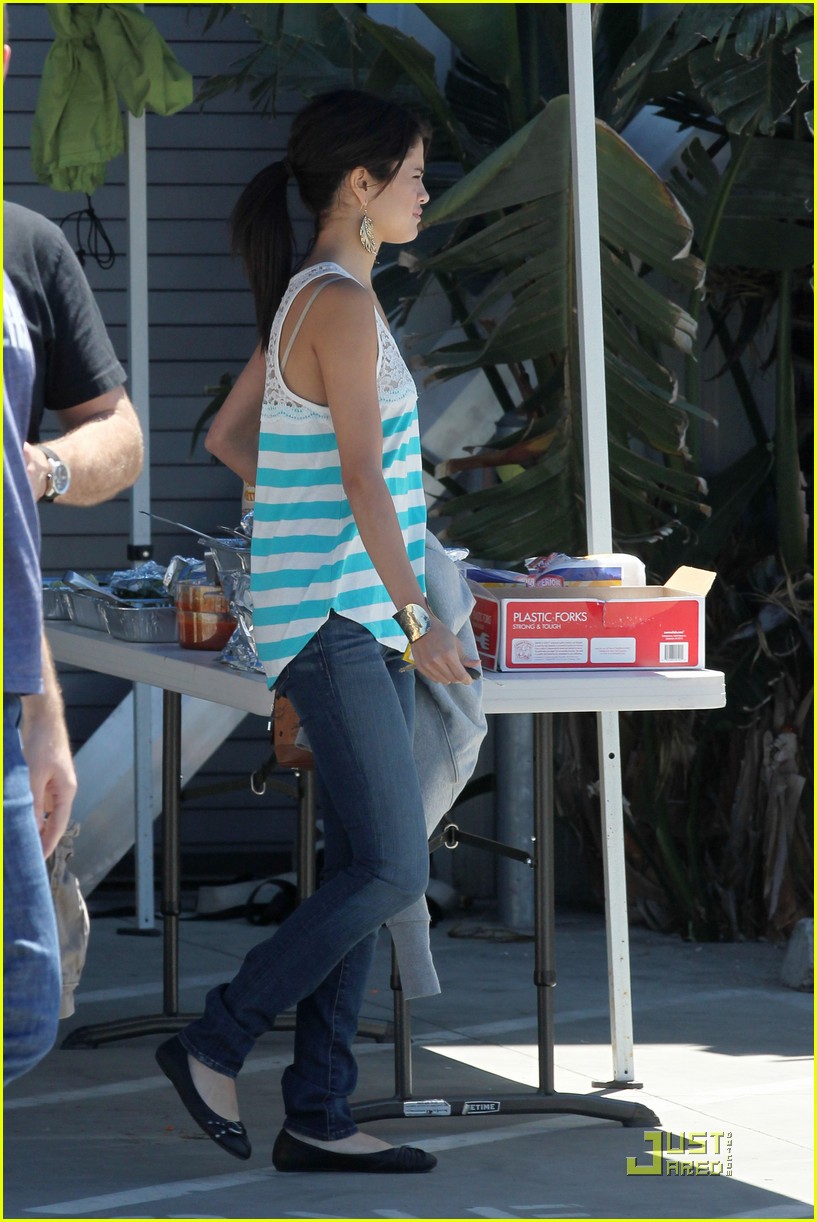 Selena Gomez: Studio Time with Justin Bieber!