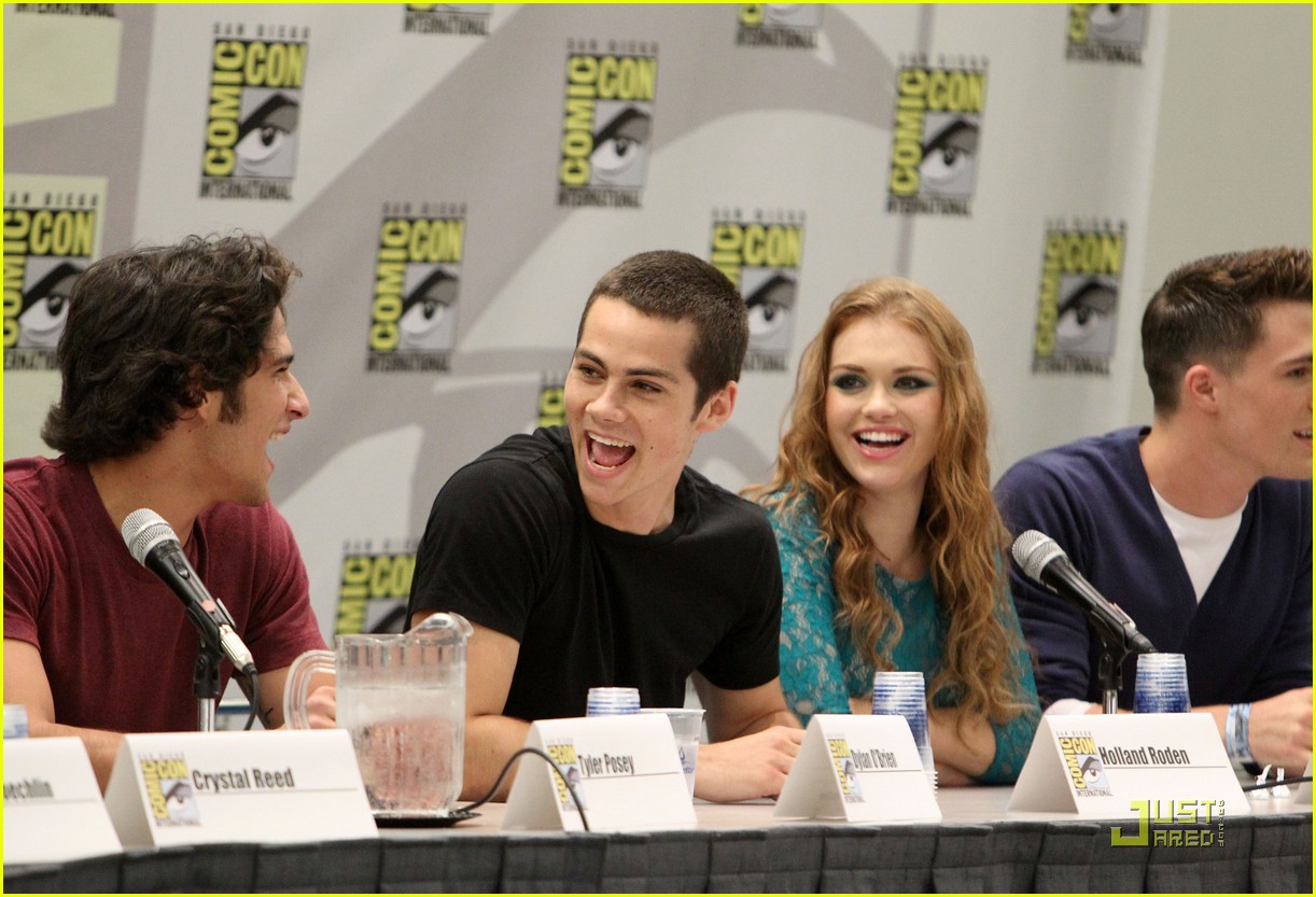 Holland Roden & Colton Haynes: 'Teen Wolf' Panel!