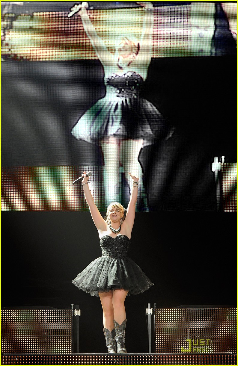Scotty McCreery & Lauren Alaina: 'American Idols Live!' Tour