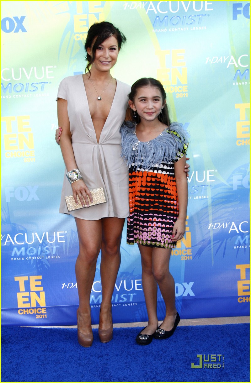 Alexa Vega & Rowan Blanchard -- Teen Choice Awards 2011