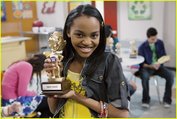 China Anne McClain & Sierra McCormick Chill Out