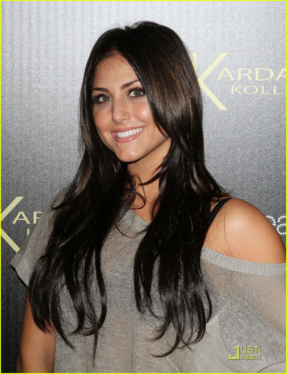 Cassie Scerbo: Kardashian Kollection Cool