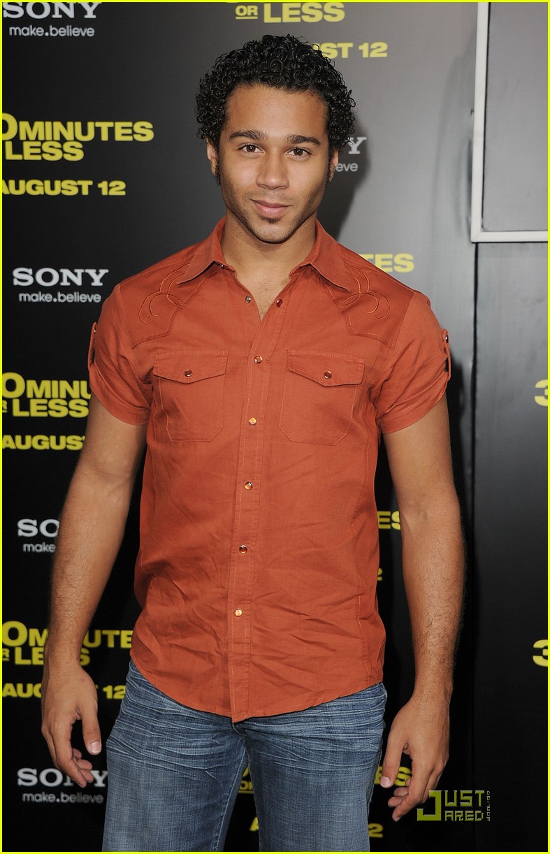 Corbin Bleu Scrubs Up for 'Nurse 3D'