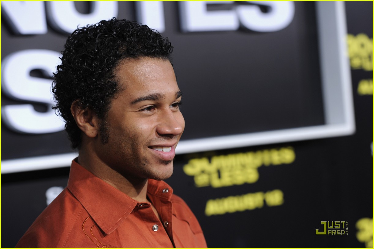 Corbin Bleu Scrubs Up for 'Nurse 3D'