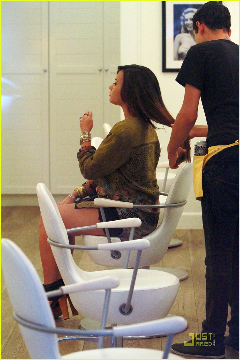 Demi Lovato: Tresses Before Teddy's