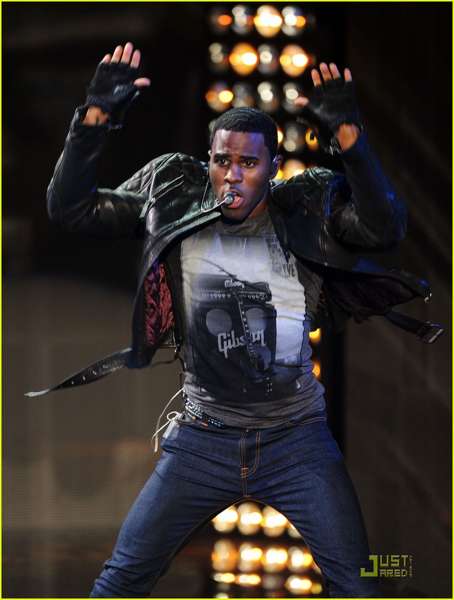 Jason Derulo: Teen Choice Awards Performance!
