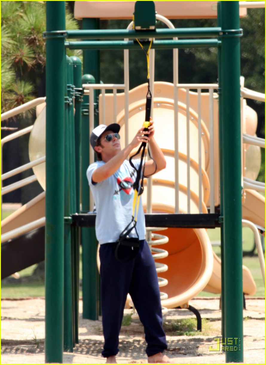 Zac Efron: 'Paperboy' at the Playground