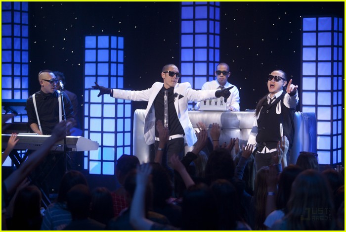 Far East Movement on 'So Random' -- FIRST LOOK!