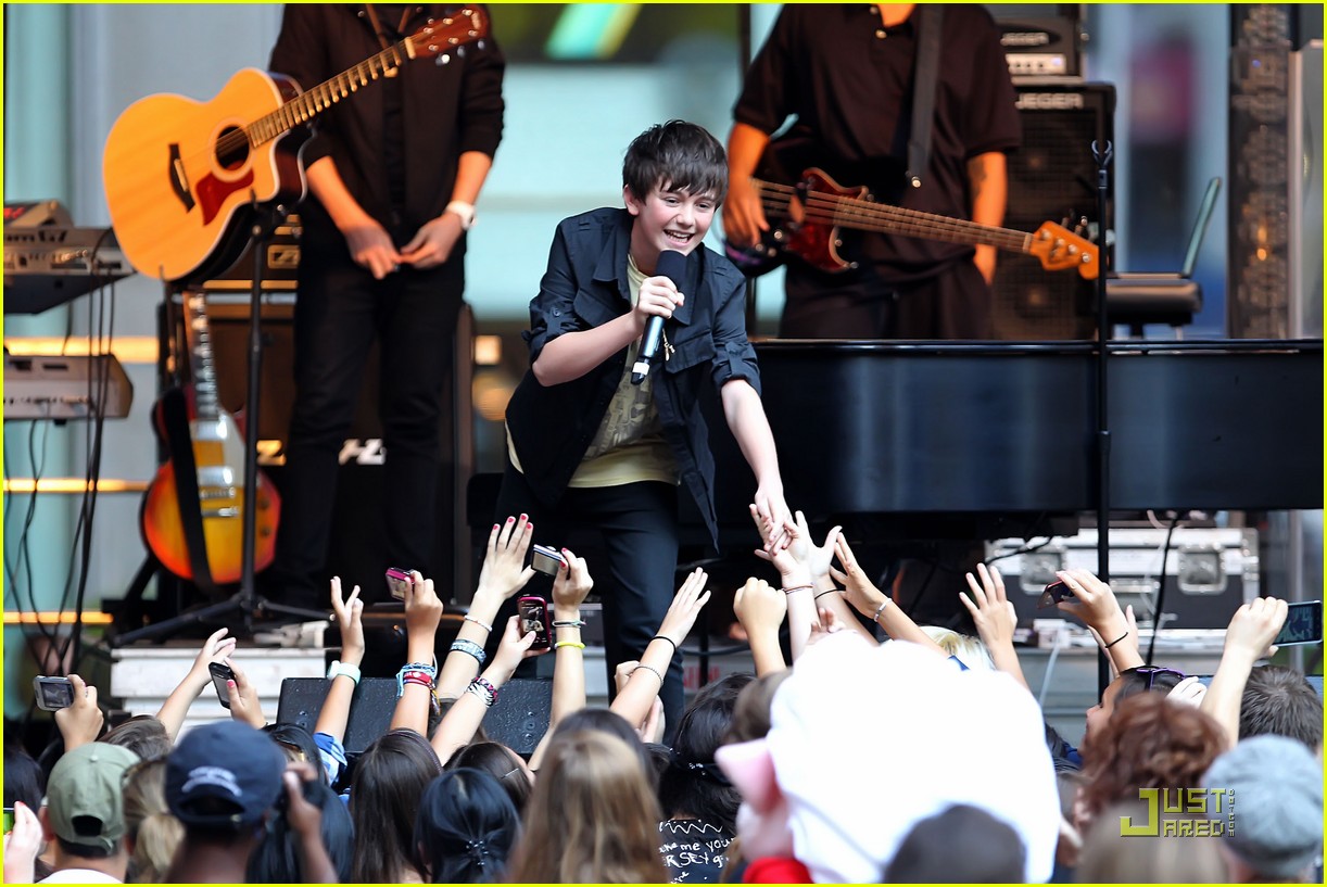 Greyson Chance: FOX & Friends Performance!