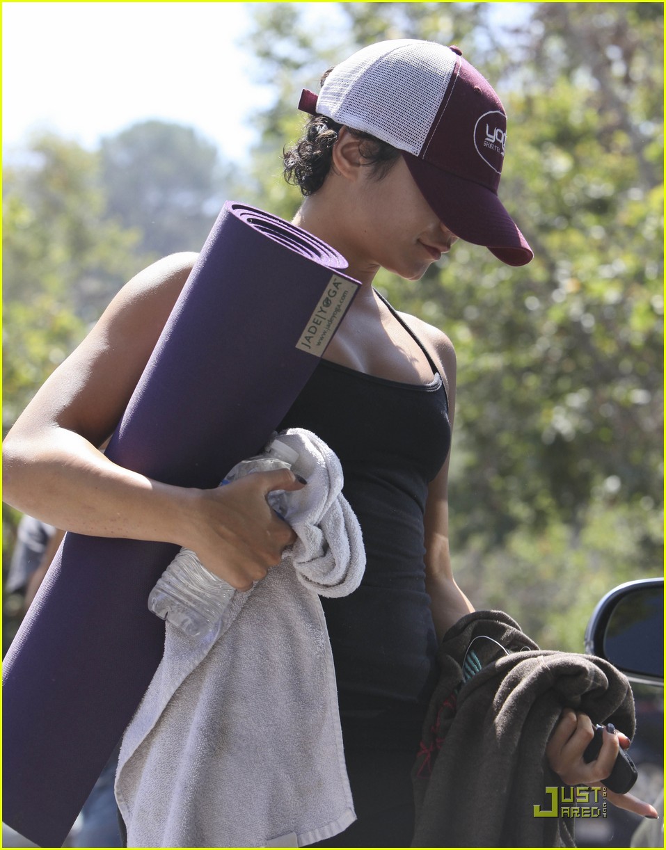 Vanessa Hudgens: Yoga Workout Wednesday