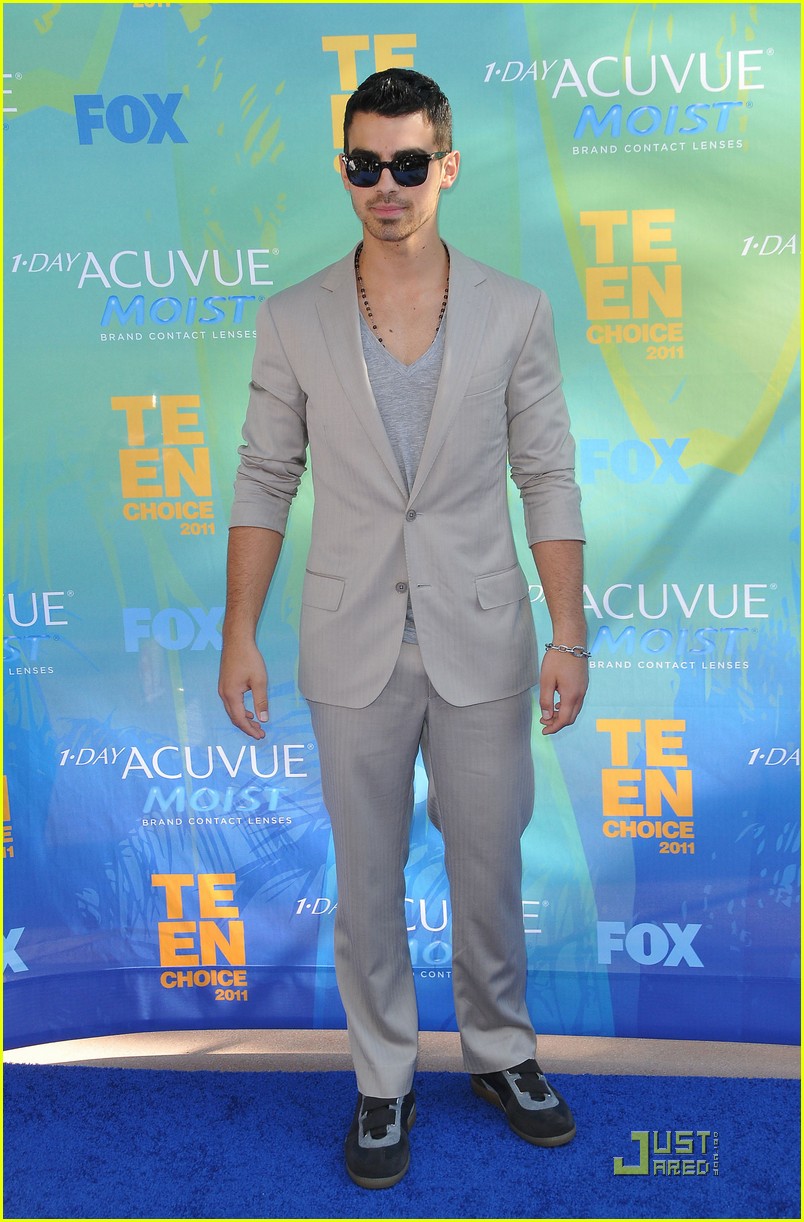 Joe Jonas - Teen Choice Awards 2011