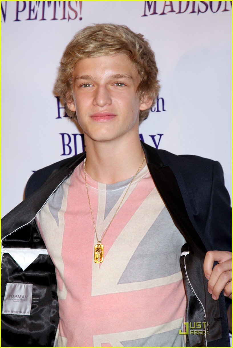 Madison Pettis: 13th Birthday Party with Cody Simpson!