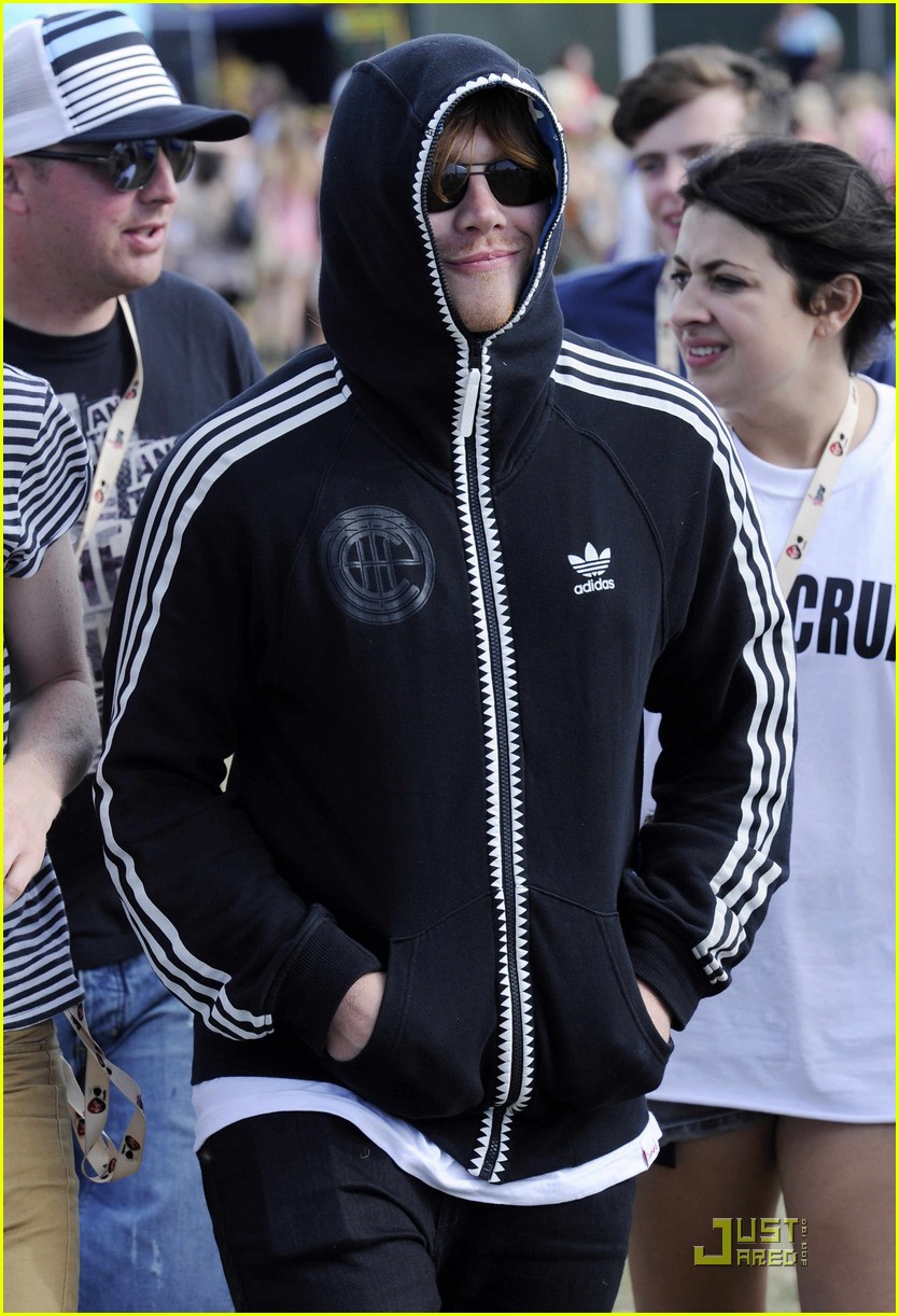 Rupert Grint: Hoodie Hidden at V Festival