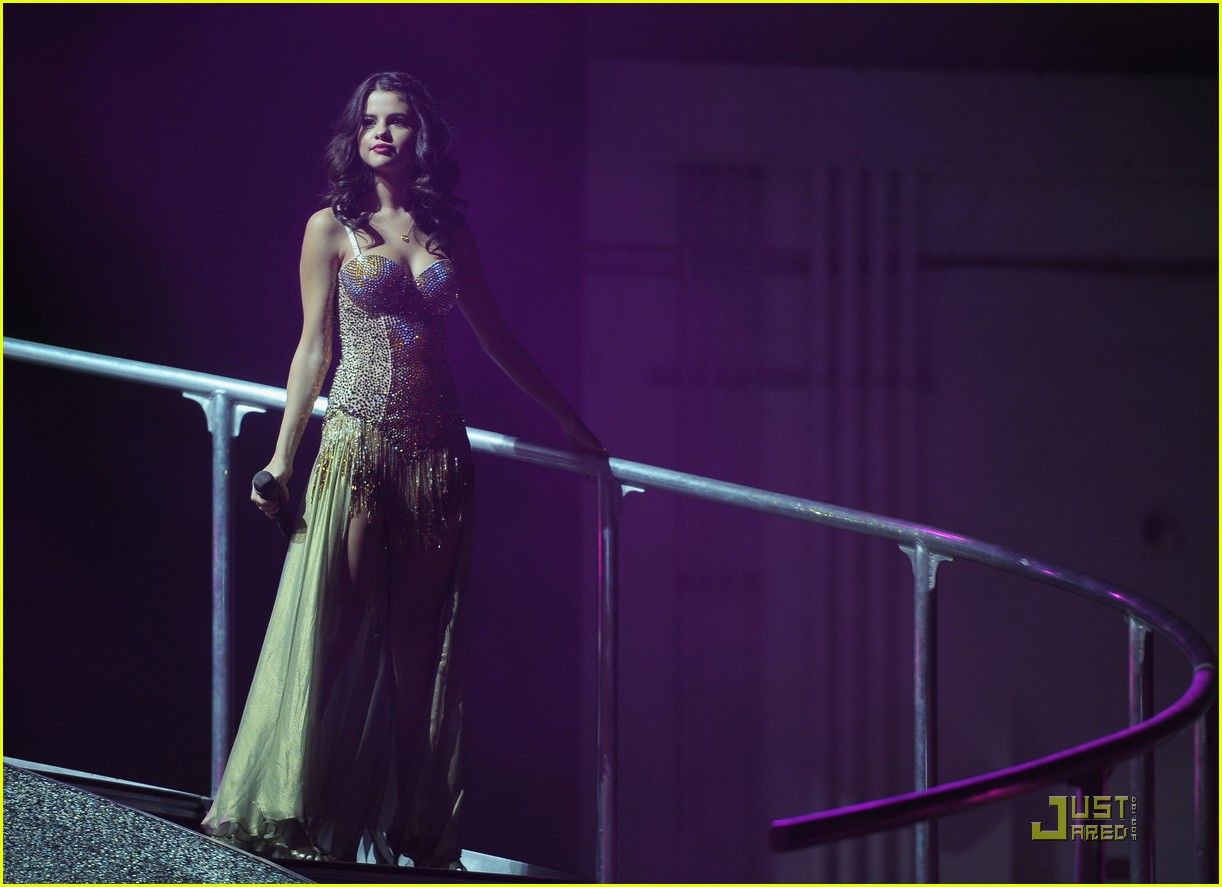 Selena Gomez: New Jersey 'Owns The Night'