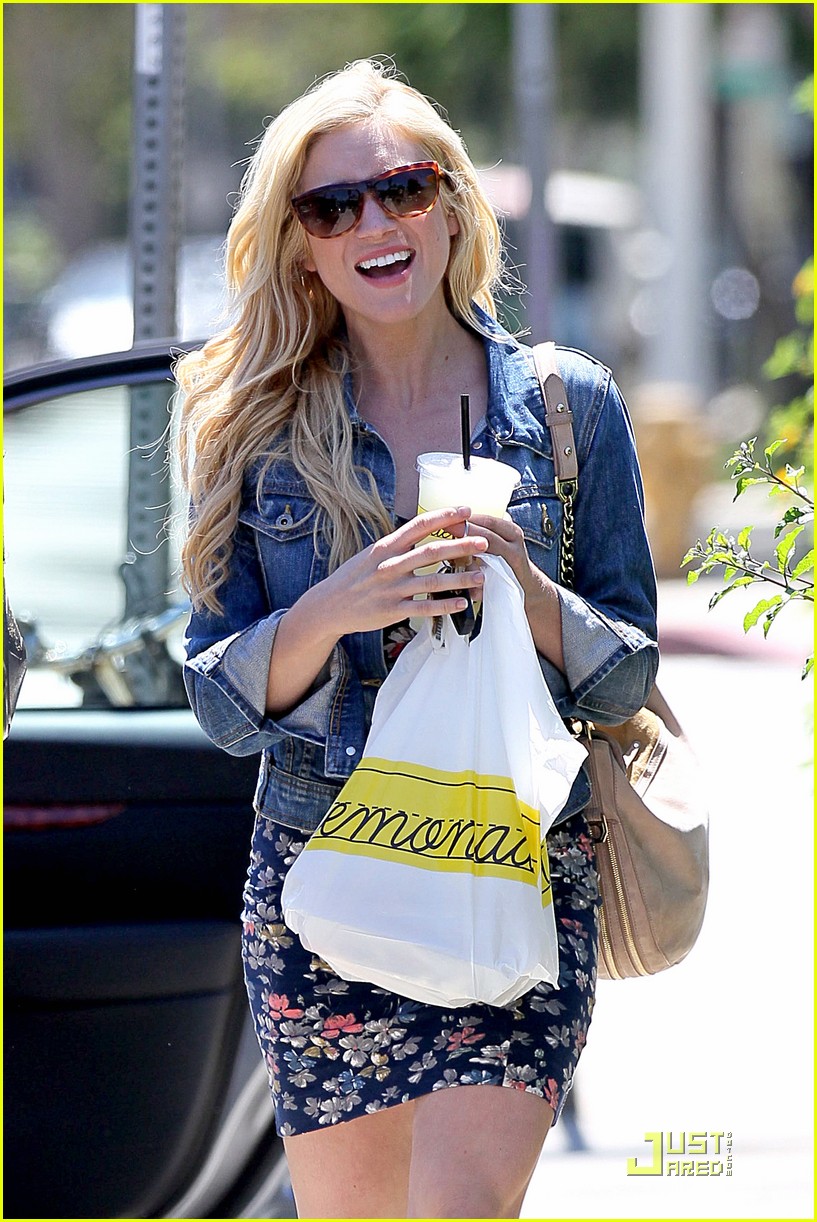 Brittany Snow: Lemonade Lunch Lady