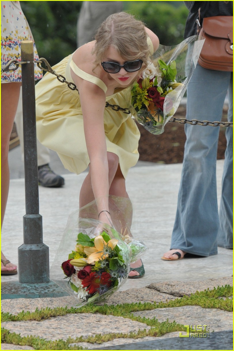 Taylor Swift Remembers The Kennedys