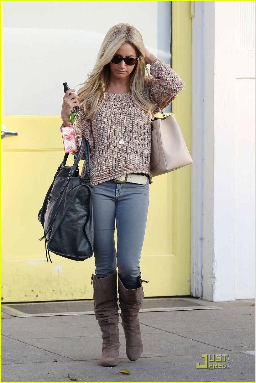 Ashley Tisdale: Hair Salon Sweetie!