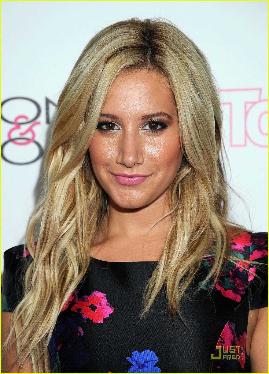 Ashley Tisdale: MTV VMA Party Pretty