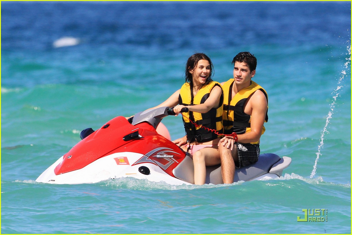 Victoria Justice & Ryan Rottman: Miami Mates