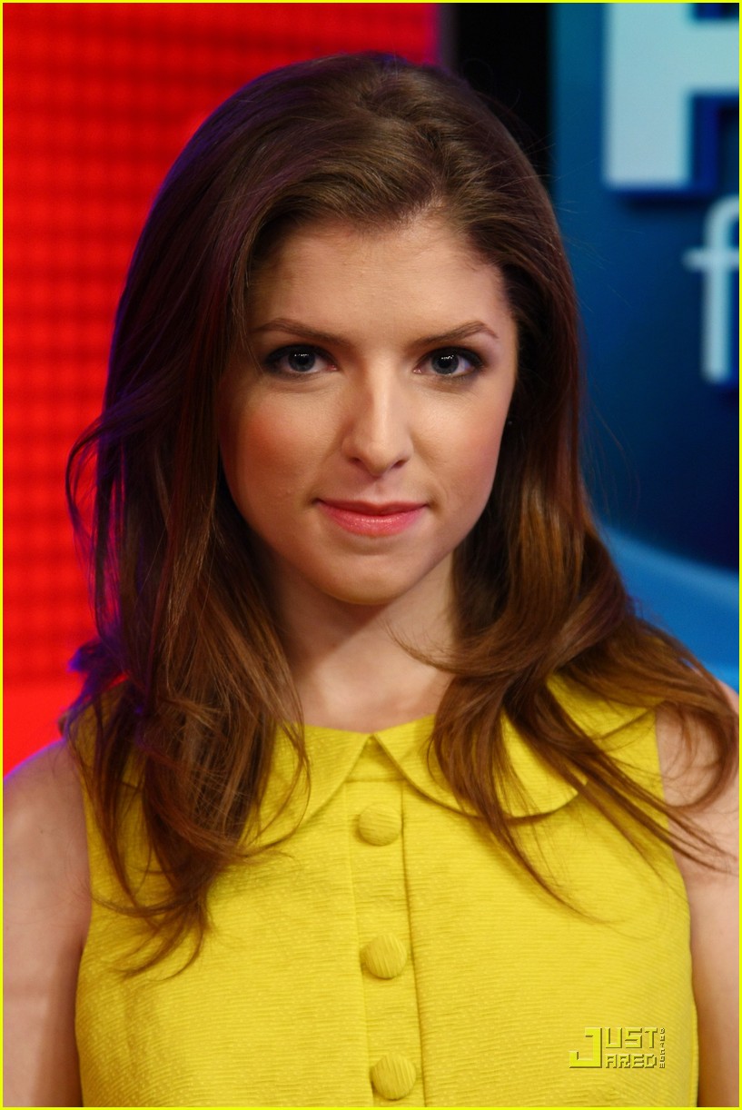 Anna Kendrick Chats '50/50' with Fox & Friends