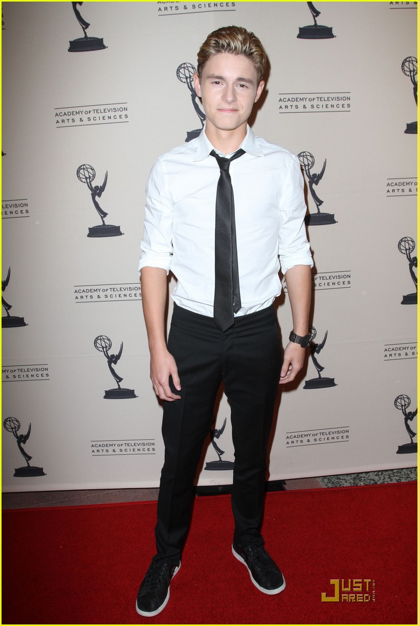 Ariel Winter: Emmy Writers Nominee Reception with Callan McAuliffe