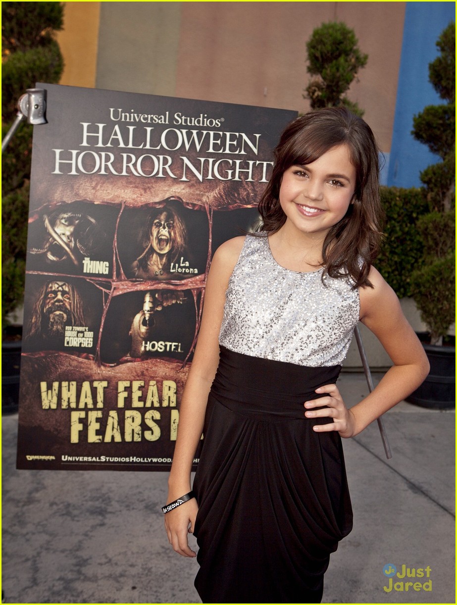 Bailee Madison & Bella Thorne: EyeGore Awards 2011
