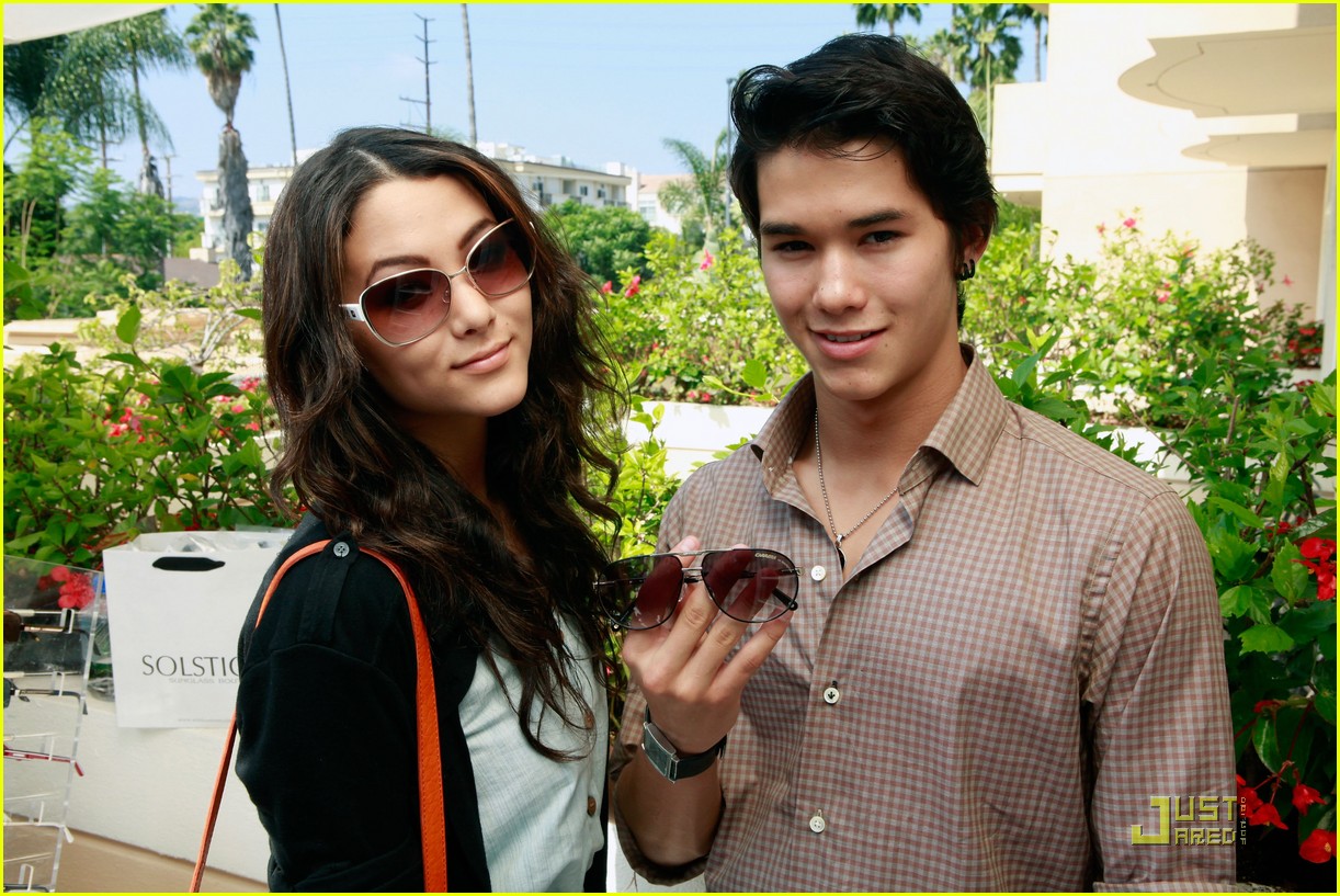 BooBoo Stewart: Gifting Suites Stud