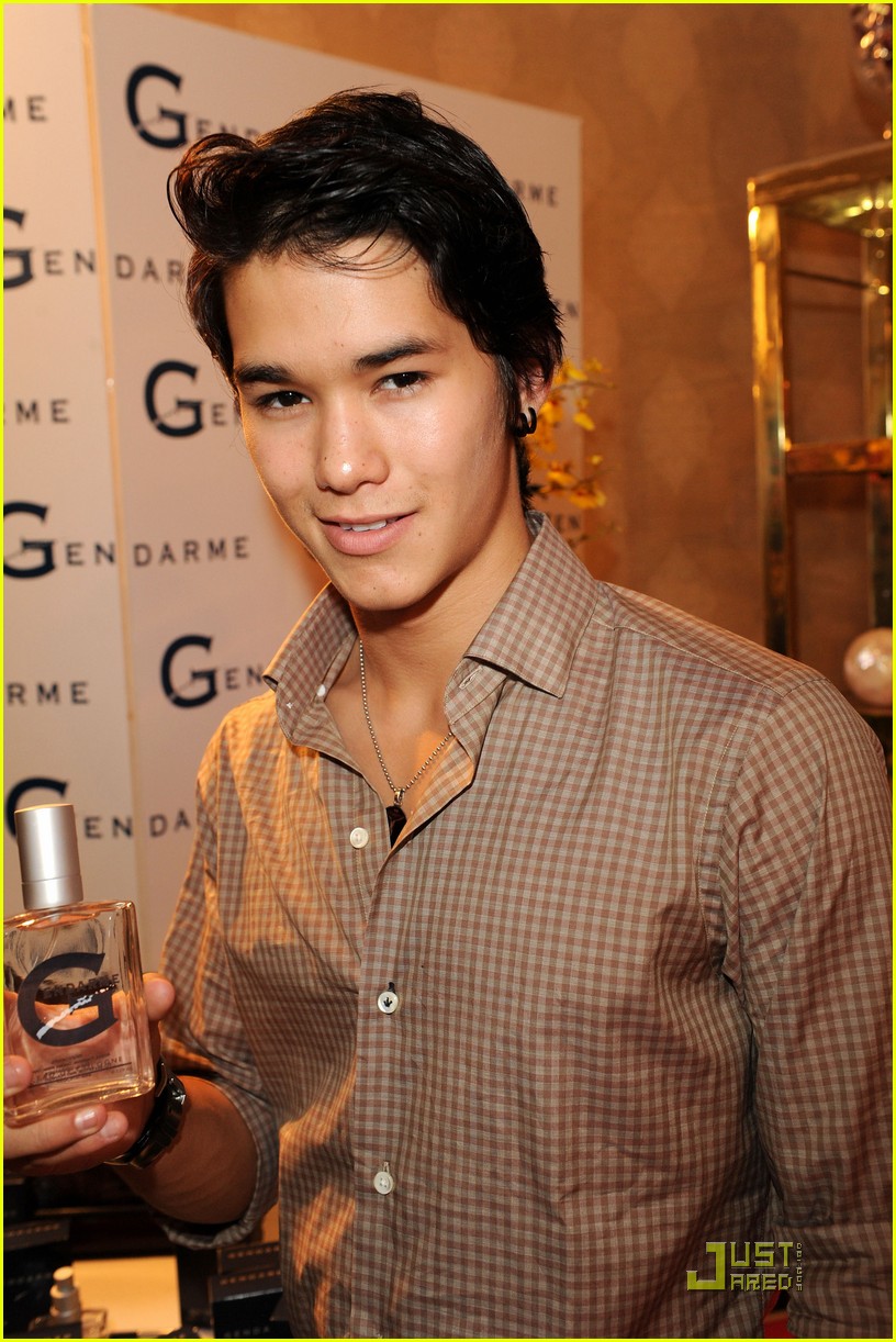 BooBoo Stewart: Gifting Suites Stud