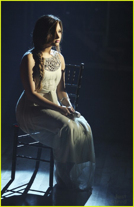 Demi Lovato -- 'Skyscraper' on DWTS!
