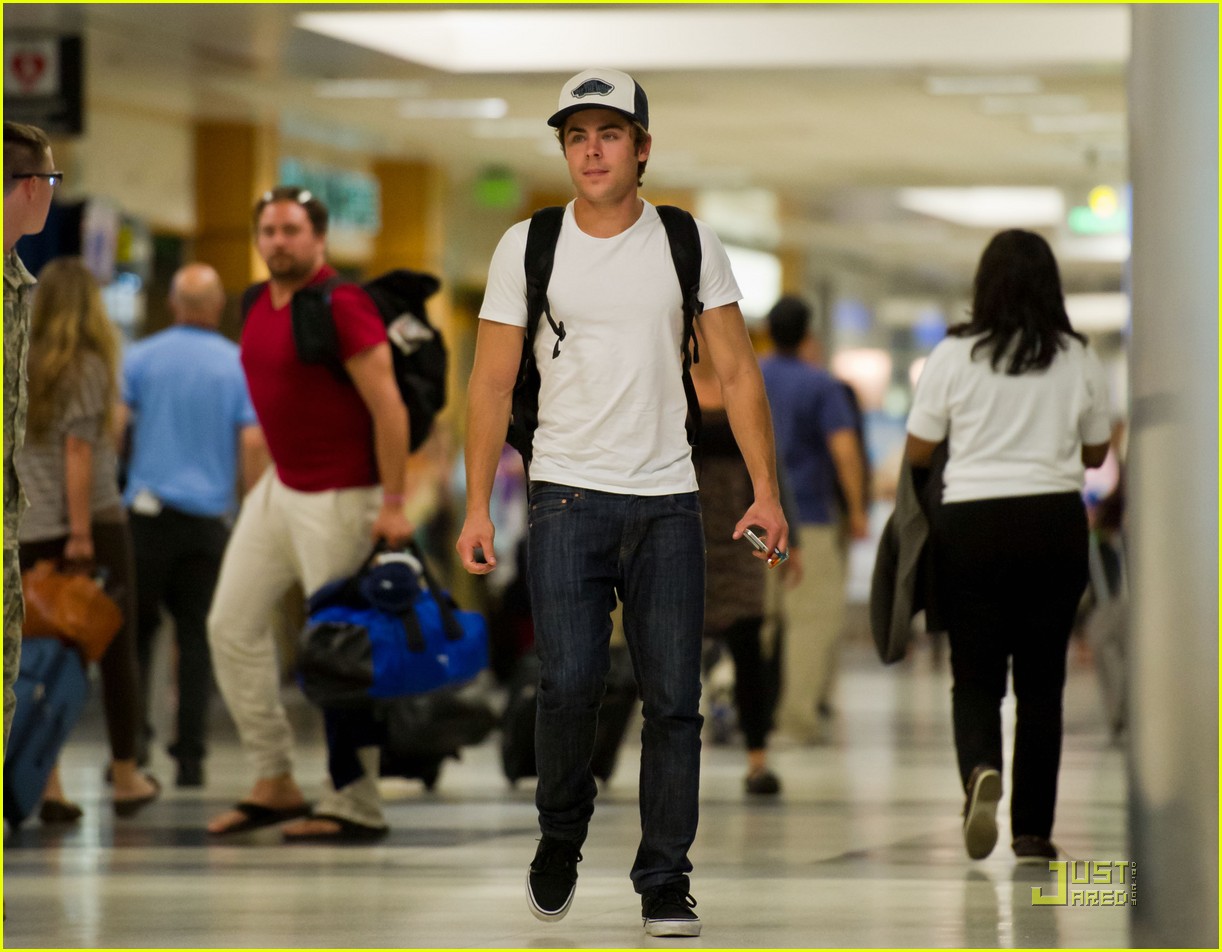 Zac Efron: 'Lucky One' Release Date Announced!