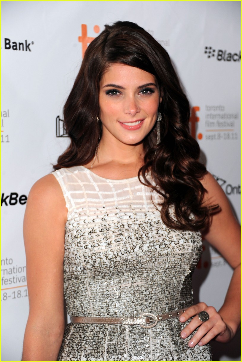 Ashley Greene is 'Olivia Twisted'