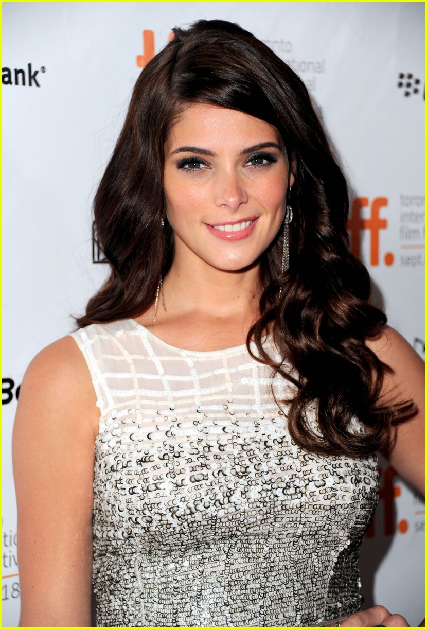 Ashley Greene is 'Olivia Twisted'