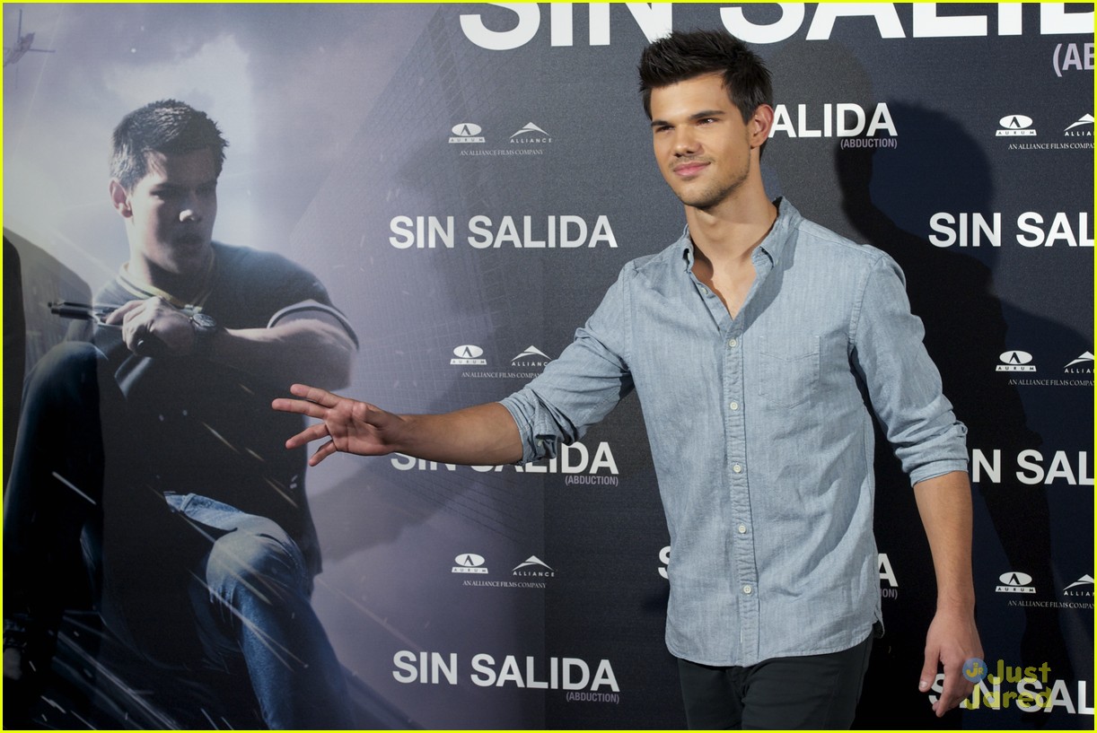 Taylor Lautner: 'I'm Always Looking to Challenge Myself'