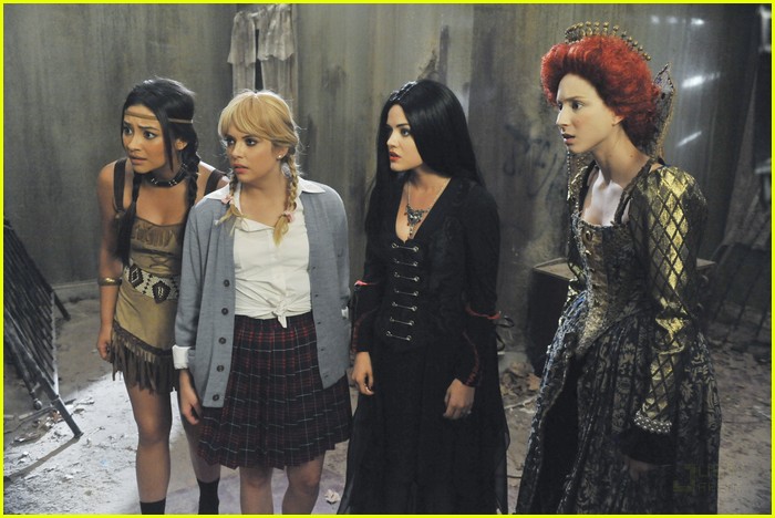 Pretty Little 'Halloween' Liars -- PICS & Promo!