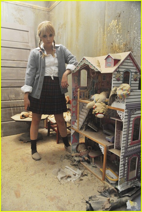 Pretty Little 'Halloween' Liars -- PICS & Promo!