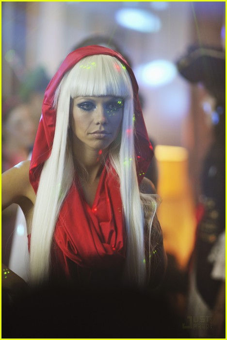 Pretty Little 'Halloween' Liars -- PICS & Promo!